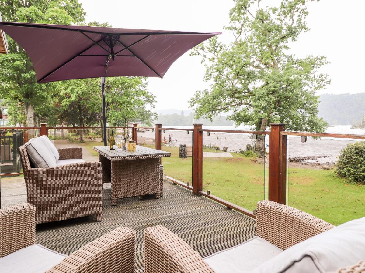 Loubi'S Lakeside Lodge ウィンダミア エクステリア 写真